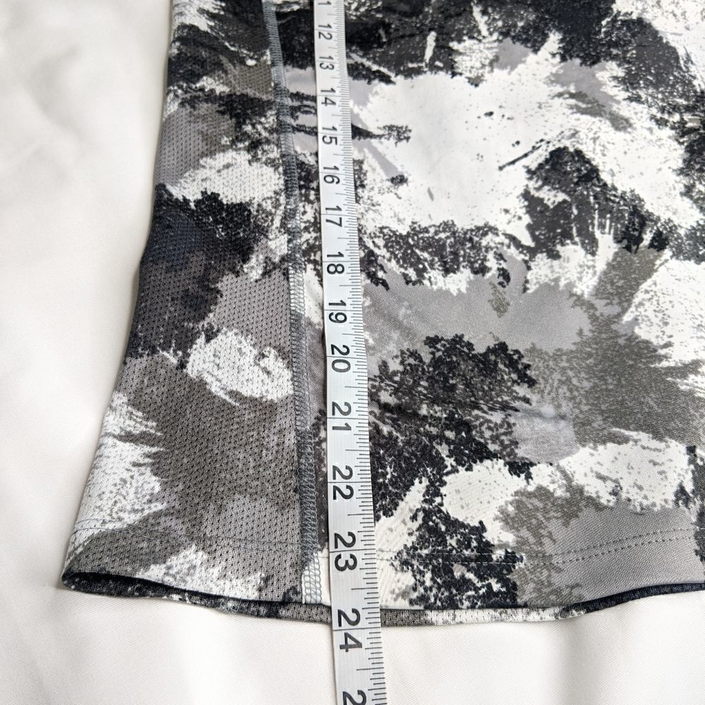 Nike Dri-Fit Exercise Tank Top - Picture 8 of 9
